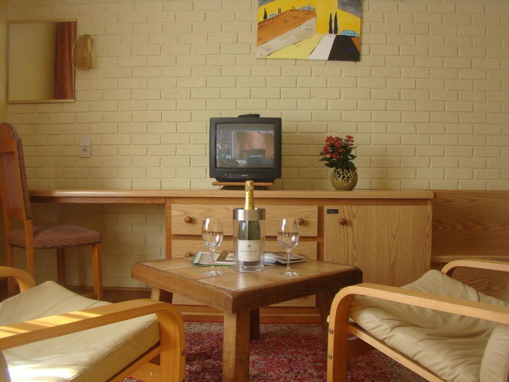 Hotel Restaurant N 4 Martelange Kültér fotó